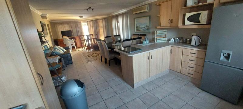 8 Bedroom Property for Sale in Diaz Western Cape